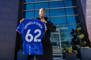 开云体育-记者:切尔西和队内U21小将伊什-史密斯续约,双方签约至2031年