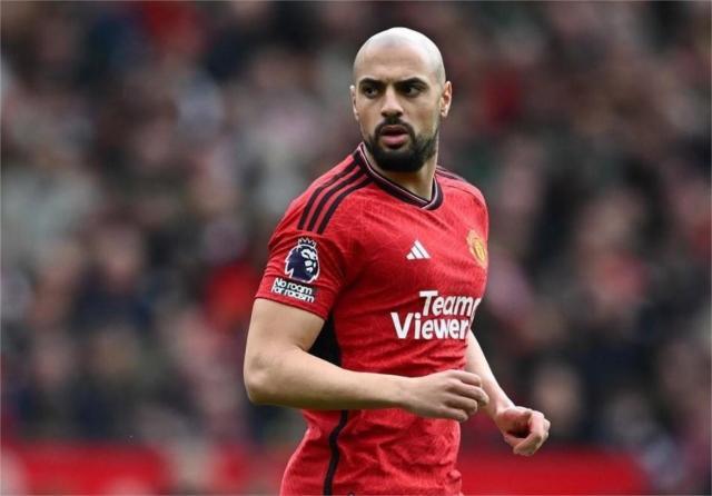 1720827425947074236.jpg ky Sports-【早报】一老一小,阿卡德约会师温网决赛