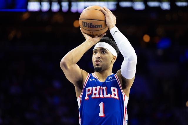 1720827440631062978.jpg ky Sports-【早报】一老一小,阿卡德约会师温网决赛