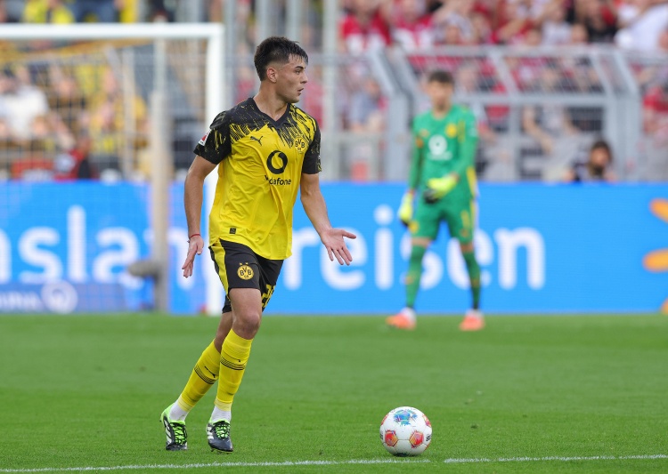 ky Sports-切尔西外租军团表现追踪：斯堡三将站稳脚跟，卡斯尔丁闪耀哈德斯菲尔德