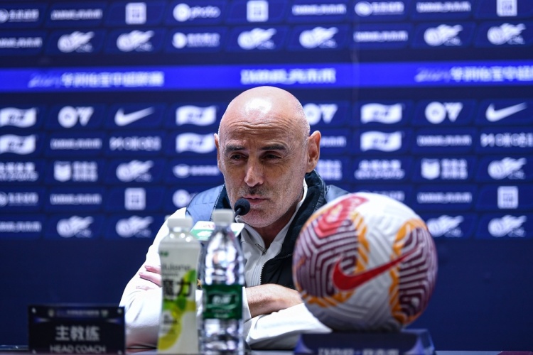 穆斯卡特欣喜梅伦多斩获处子球 盛赞球队延续上轮斗志