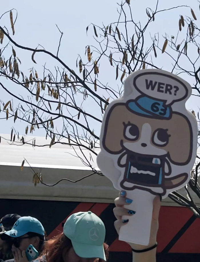 开云体育-“逛超市都能遇到世界级车手”，这几天的上海成了“F1痛城”|范坤|上海市|赛车|老法师|拉塞尔_新浪体育_新浪新闻